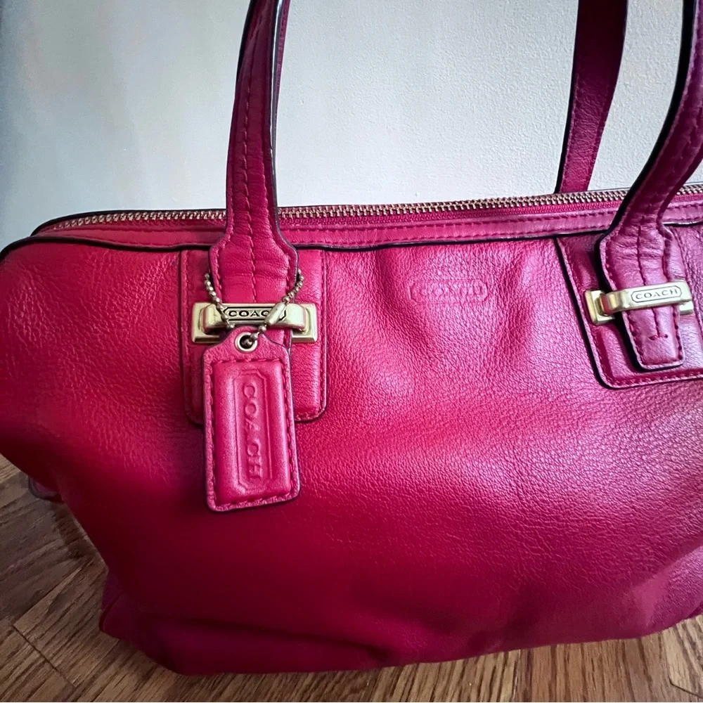 Coach Red Handbag - Picture 2 of 7
